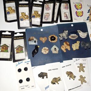 Buttons 50 Mixed Assortment Sizes & Types
